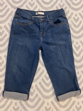 LEVI’S Women’s Blue Denim Jean Capri Pants 6/28